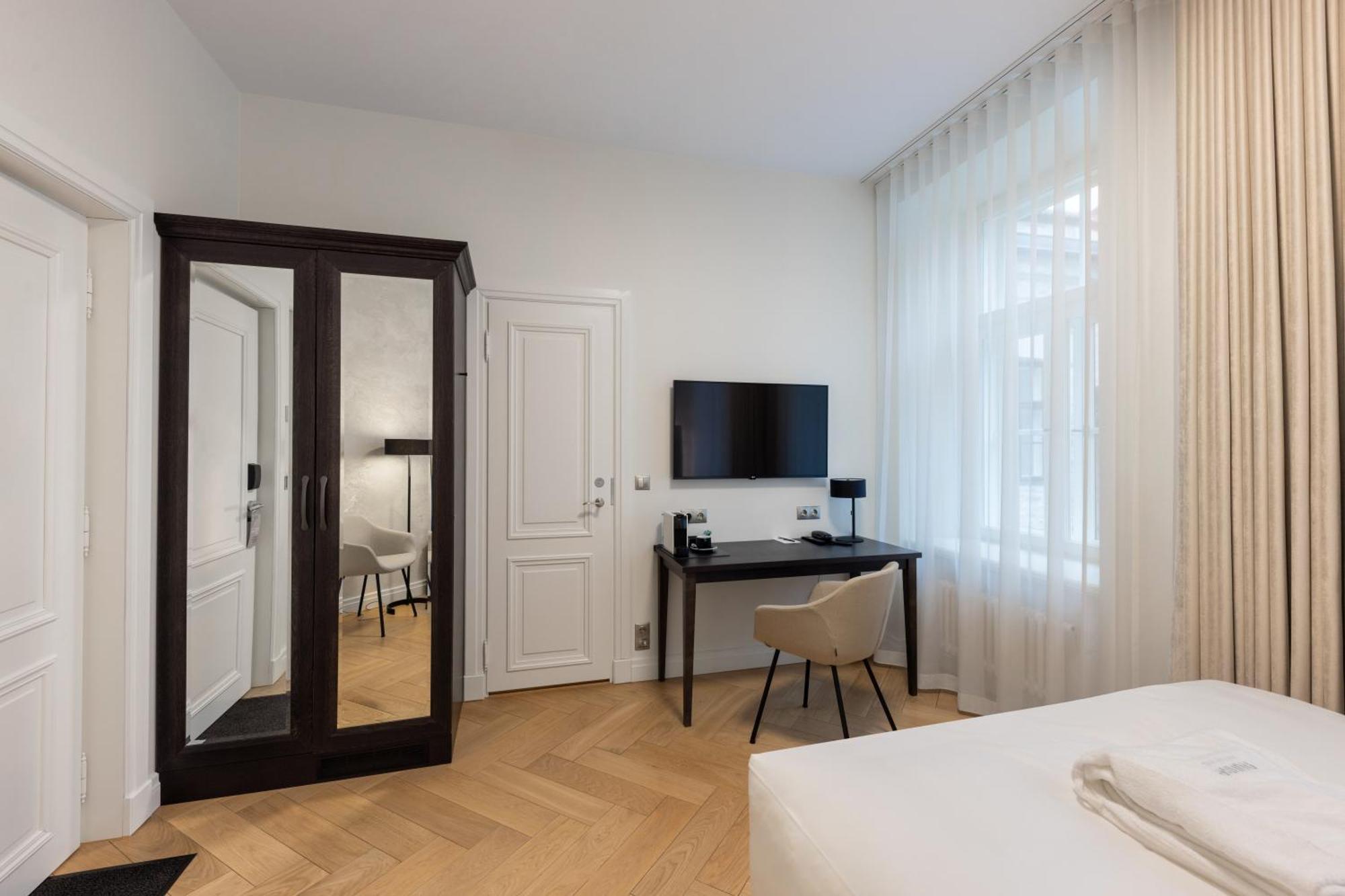 Nunne Boutique Hotel Tallinn Exterior photo